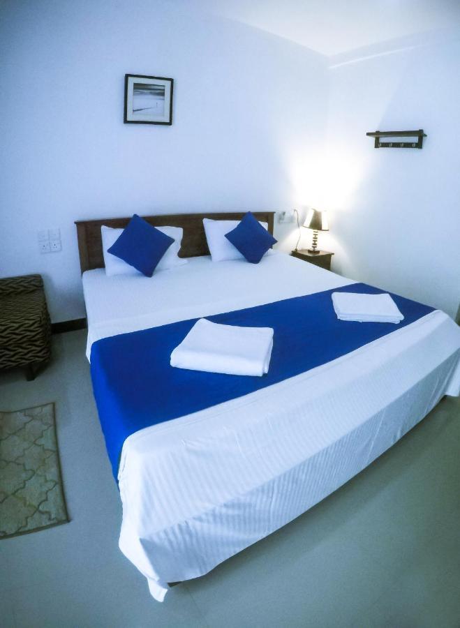 Mirissa Blue Whale Holiday Hotel Bagian luar foto