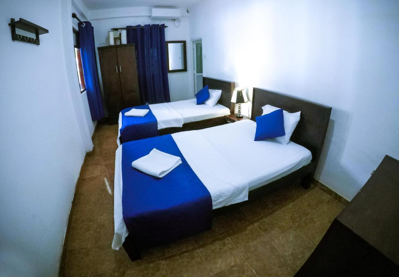 Mirissa Blue Whale Holiday Hotel Bagian luar foto